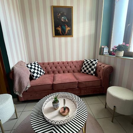 Maison Spacieuse Jacuzzi Wifi Netflix Quiévrechain Extérieur photo