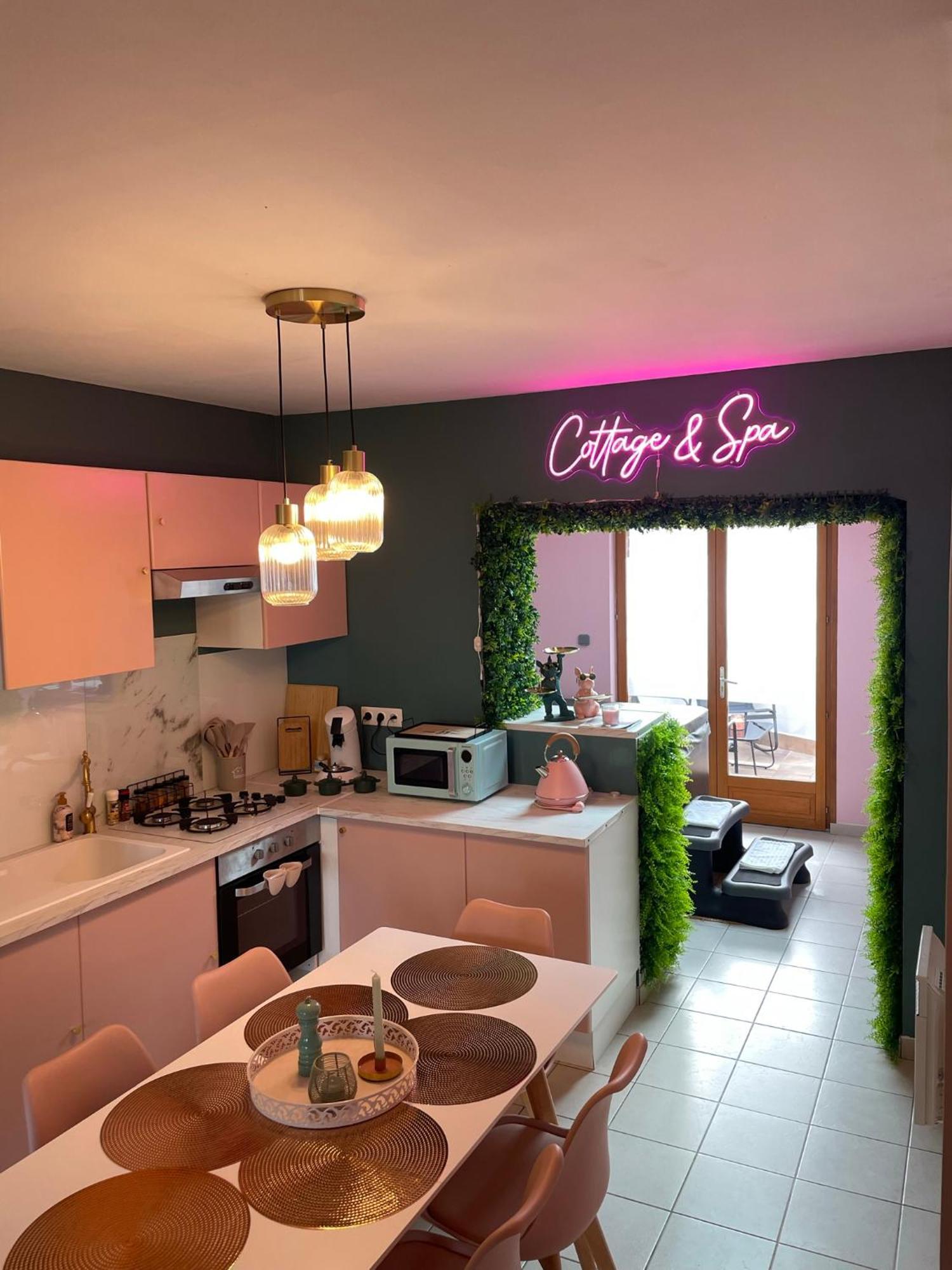 Maison Spacieuse Jacuzzi Wifi Netflix Quiévrechain Extérieur photo